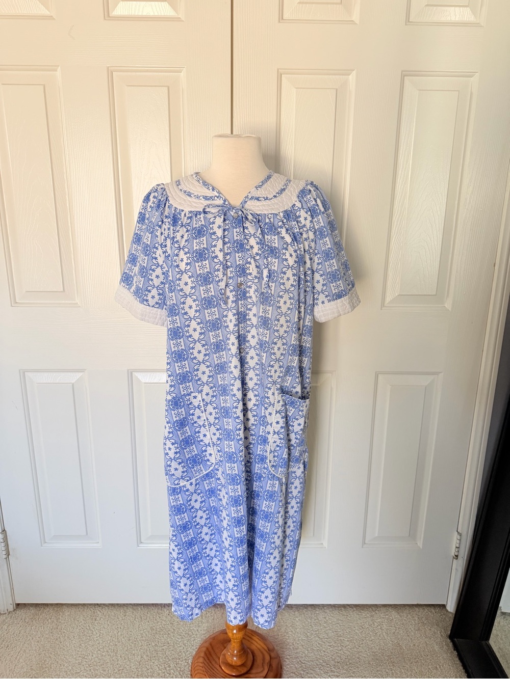 Vintage Blue and White Floral Button-Front House Dress